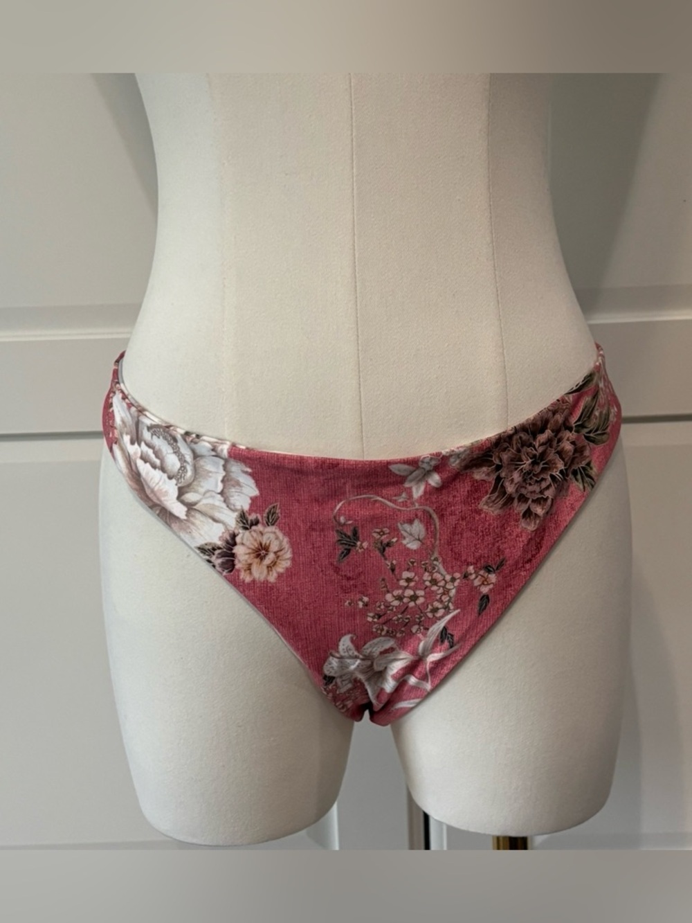 NWT Agua Bendita Lola Madame Reversible Bikini Bottom Pink Floral in Size XL